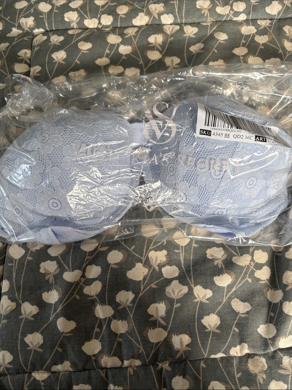 7️⃣0️⃣8️⃣ Victoria's Secret Powder Blue Lace Push-Up Bra